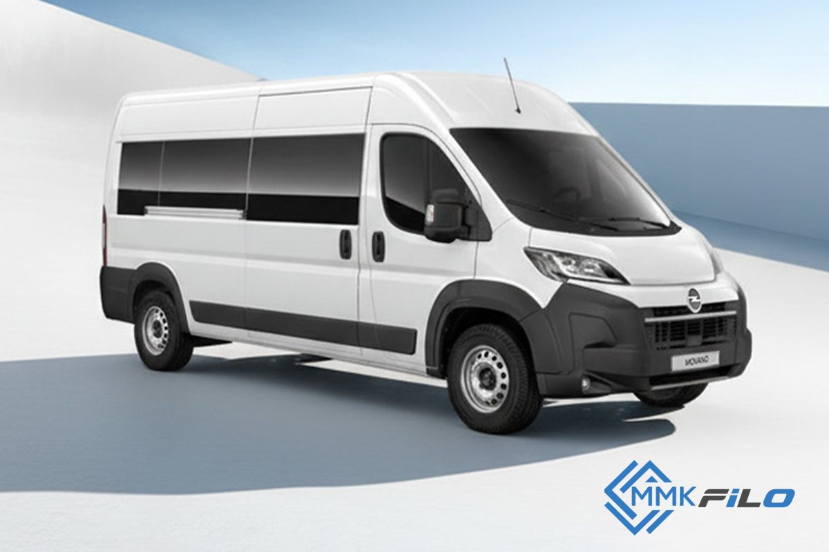 Opel Movano Minibüs 16+1 — ön dış görünüm