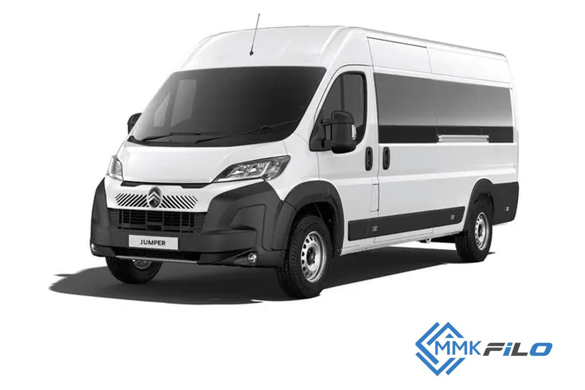 Citroën Jumper Minibüs 16+1 — ön dış görünüm